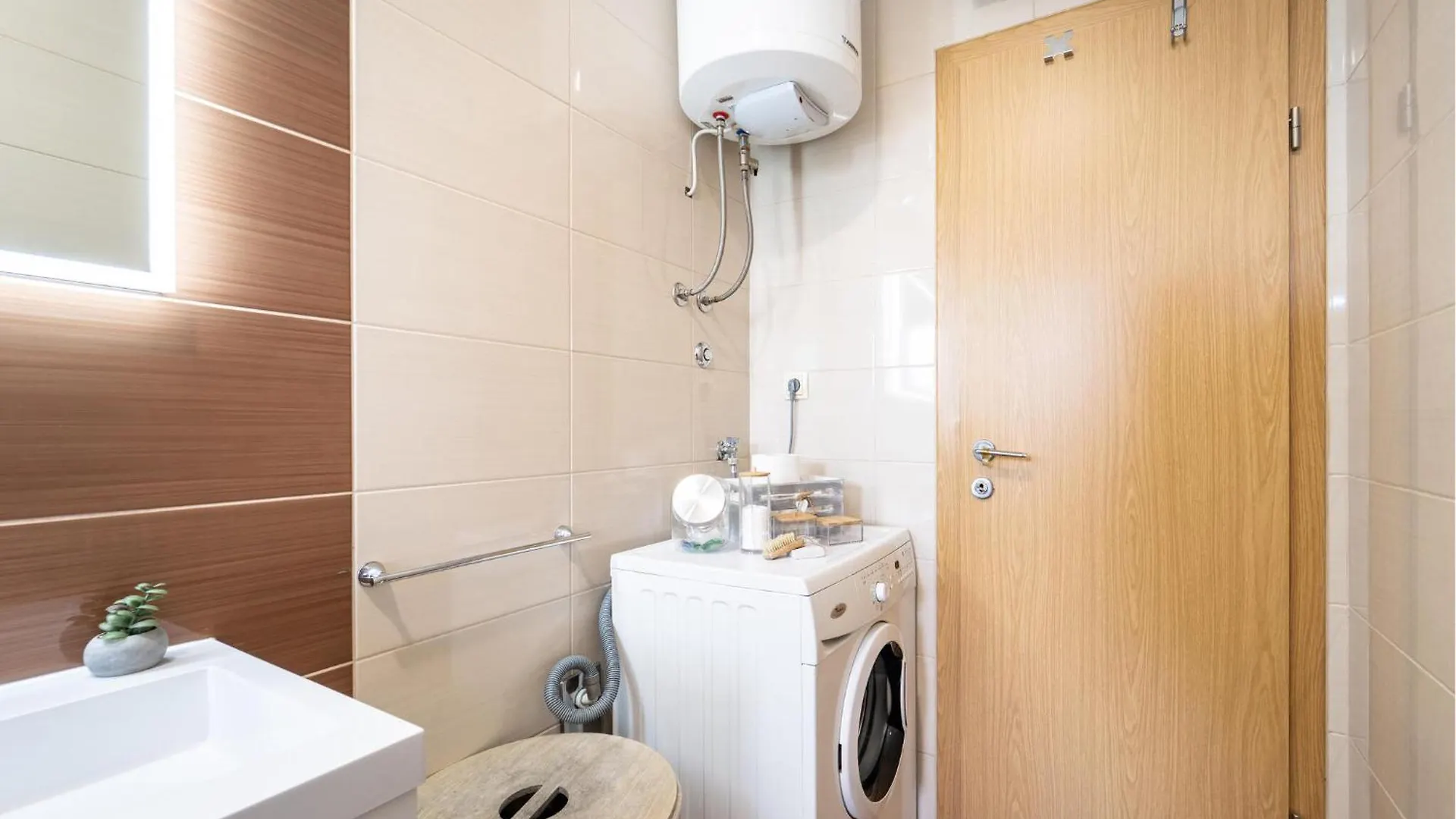 Cozy Home In Glavica With Kitchen Donje Rastane 0*,  Croatia