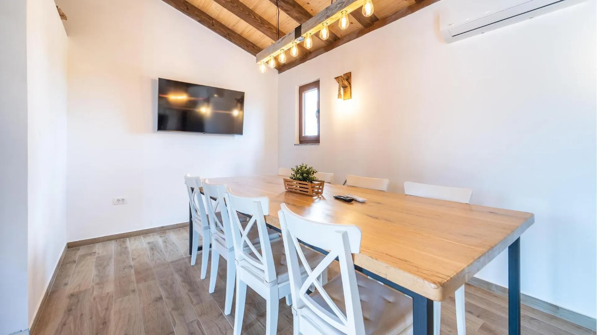 Cozy Home In Glavica With Kitchen Donje Rastane Croatia